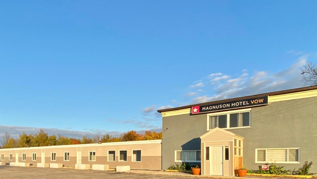 Magnuson Hotel Vow Palmerston Екстериор снимка