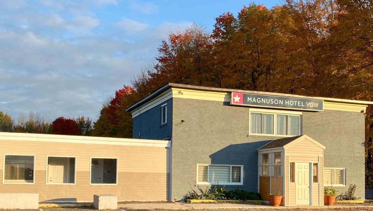 Magnuson Hotel Vow Palmerston Екстериор снимка