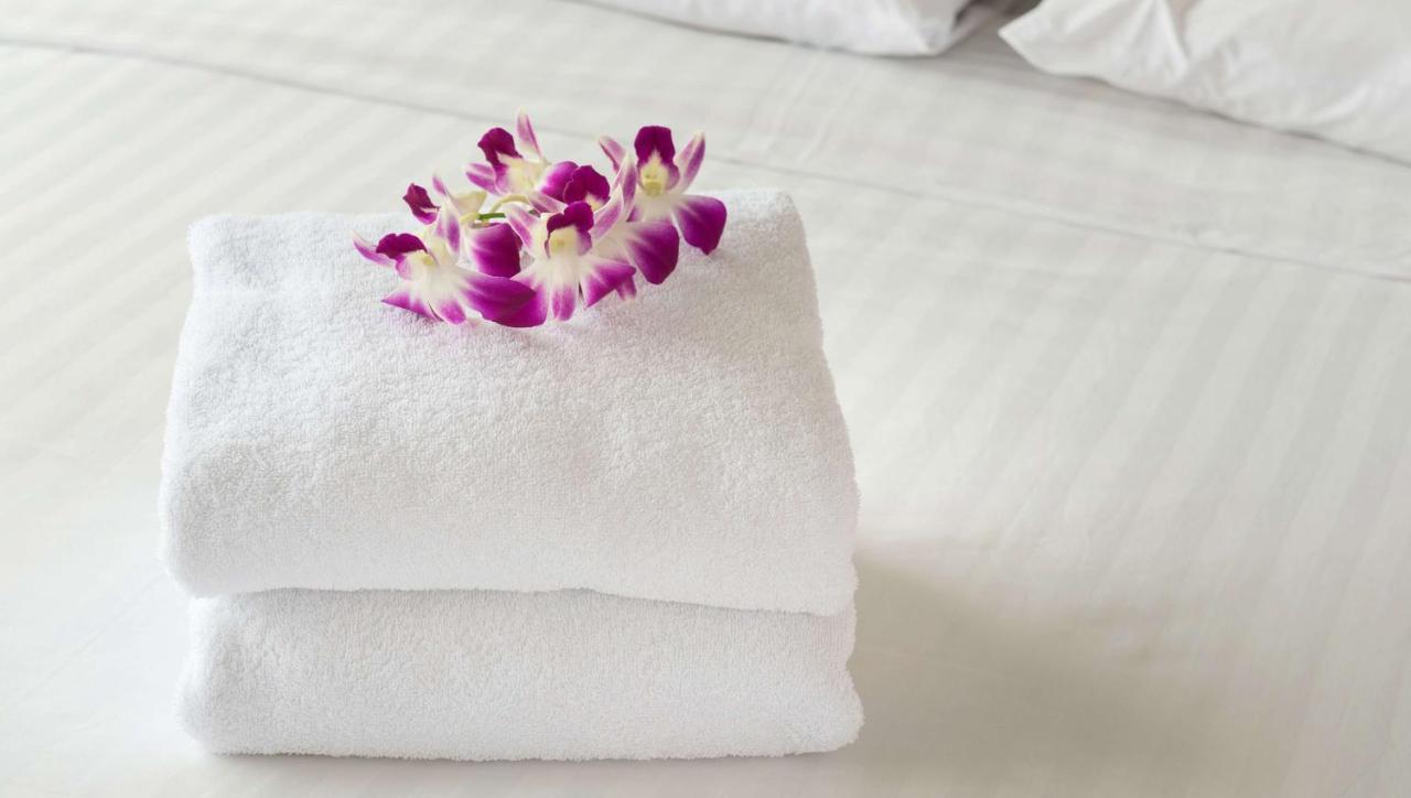 Magnuson Hotel Vow Palmerston Екстериор снимка
